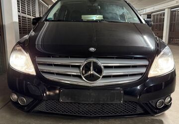 Mercedes-Benz B 180 415.000 km 2.800 &euro; Wiesbaden 64289