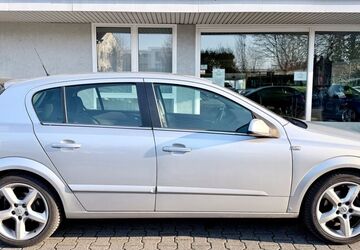 Opel Astra 159.800 km 2.999 &euro; Mainz-Kastel 55252