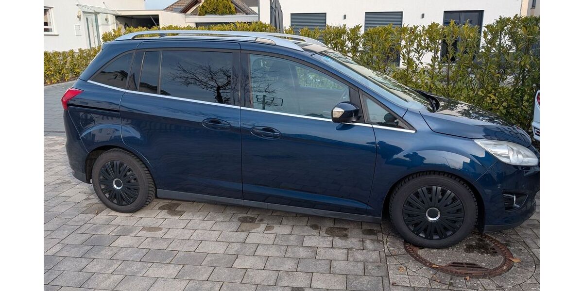 Ford Grand C-Max 106.000 km 8.400 &euro; Büttelborn 64572