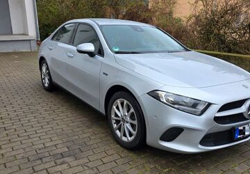 Mercedes-Benz A 250 99.000 km 19.100 &euro; Wiesbaden 65187