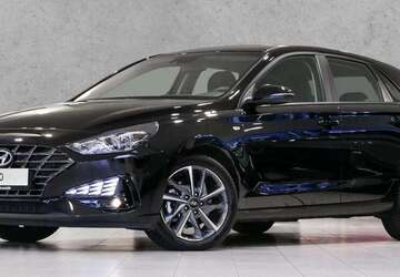 Hyundai i30 17.600 km 22.480 &euro; Mainz-Kastel 55252