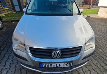 VW Touran 262.000 km 1.800 &euro; Waldems 65529