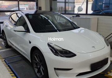 Tesla Model 3 76.572 km 25.395 &euro; Eschborn 65760