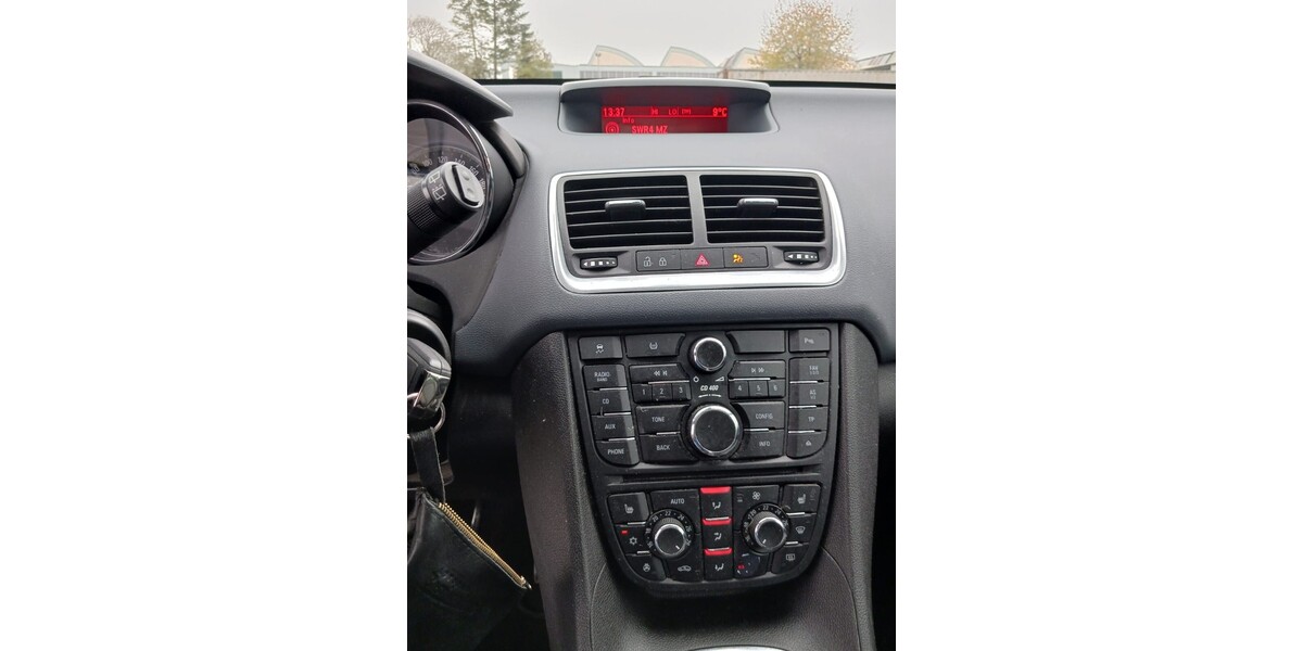 Opel Meriva 83.000 km 6.999 &euro; Oestrich-Winkel 65375