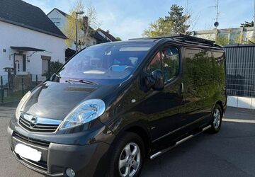 Opel Vivaro 208.000 km 13.500 &euro; Ginsheim-Gustavsburg 65462