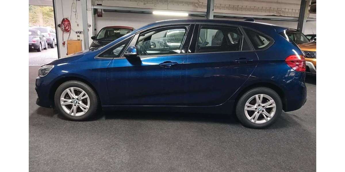BMW 220 75.000 km 18.900 &euro; Rüsselsheim 65428