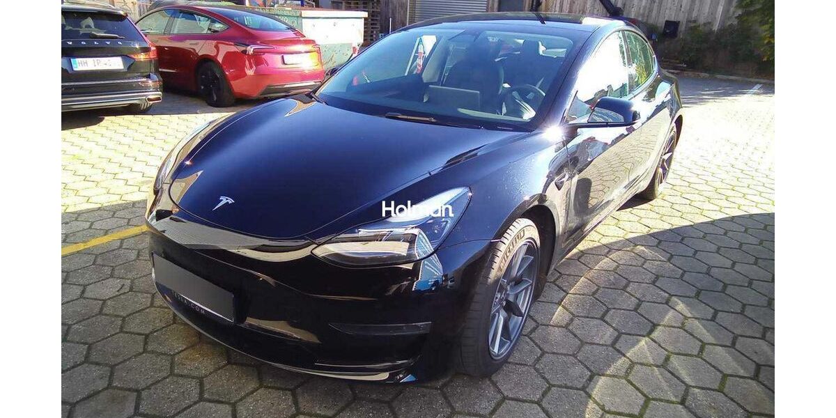 Tesla Model 3 41.464 km 30.155 &euro; Eschborn 65760