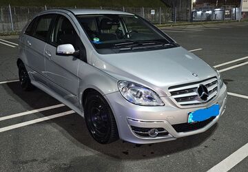 Mercedes-Benz 190 194.463 km 5.800 &euro; Mainz 55118