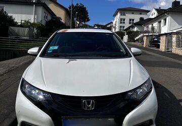 Honda Civic 69.000 km 7.000 &euro; Wiesbaden 65207