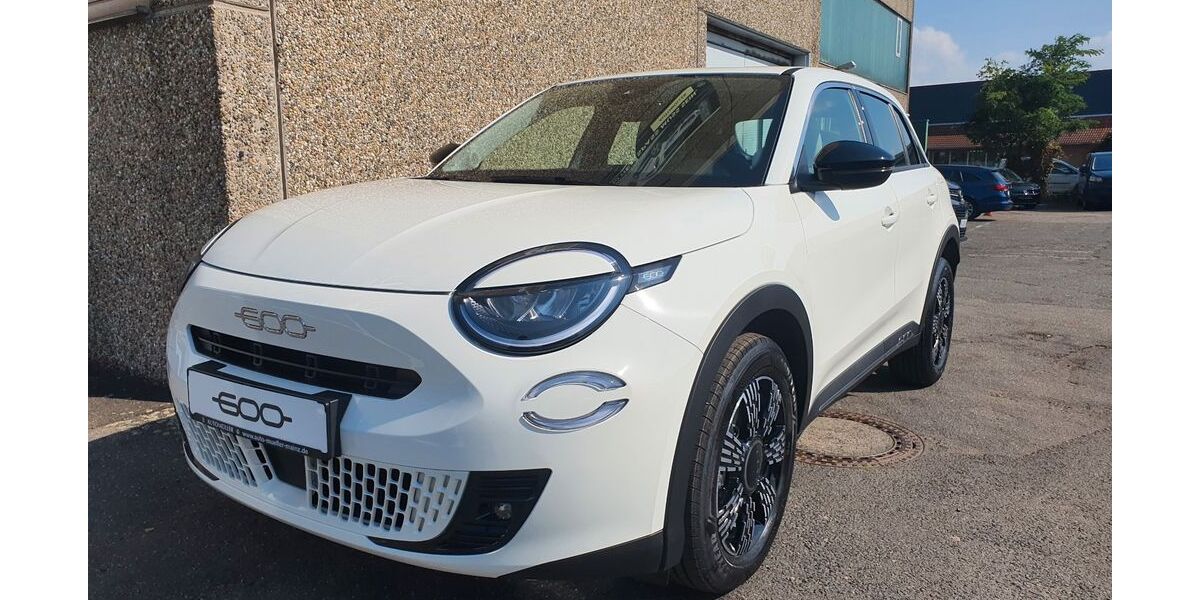 Fiat 600 6.500 km 24.990 &euro; Mainz 55120