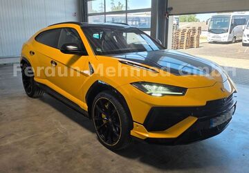 Lamborghini Urus 8.798 km 289.900 &euro; Eppstein 65817
