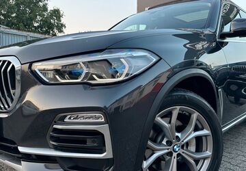 BMW X5 121.000 km 41.989 &euro; Taunusstein 65232