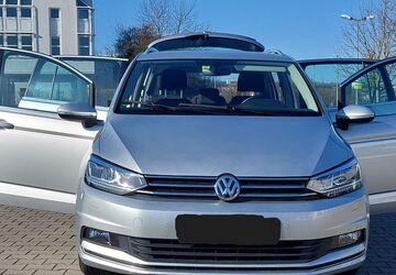 VW Touran 87.400 km 20.900 &euro; Mainz 55131