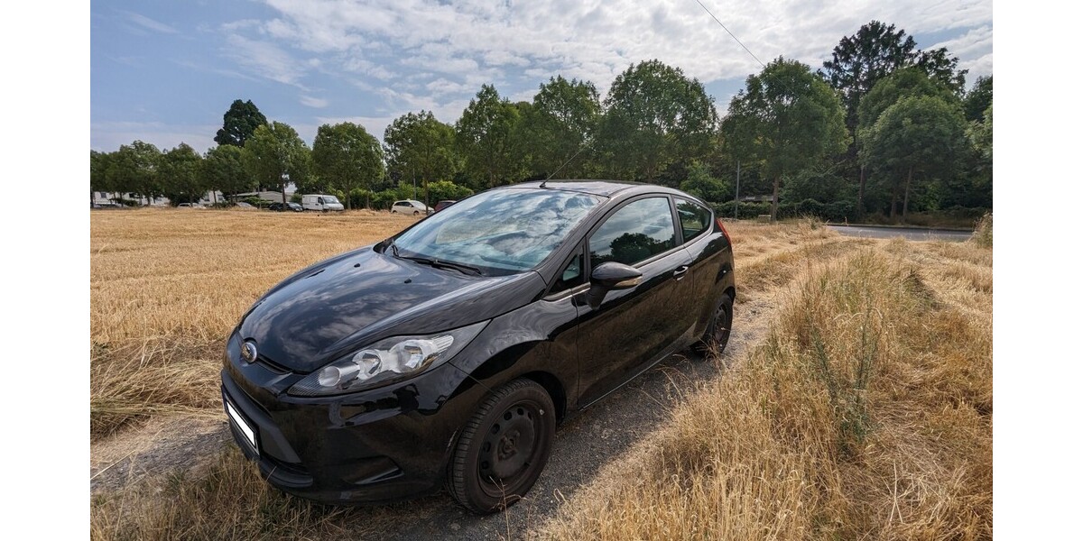 Ford Fiesta 65.530 km 5.300 &euro; Wiesbaden 65183