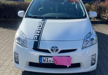 Toyota Prius 180.000 km 7.800 &euro; Mainz-Kastel 55252