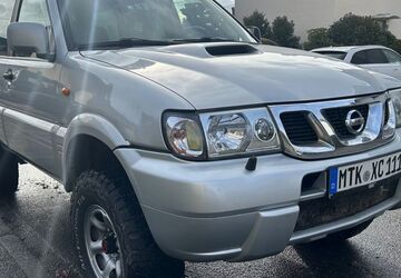 Nissan Terrano 283.000 km 11.100 &euro; Kelkheim 65779