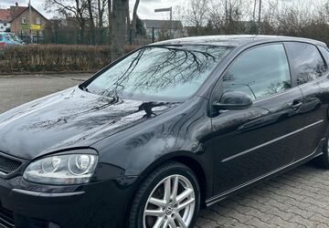 VW Golf 130.000 km 5.290 &euro; Rüsselsheim 65428
