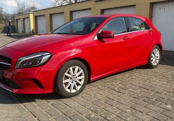 Mercedes-Benz A 180 93.000 km 12.900 &euro; Ingelheim 55218