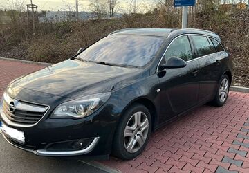 Opel Insignia 153.500 km 8.900 &euro; Wiesbaden 65189
