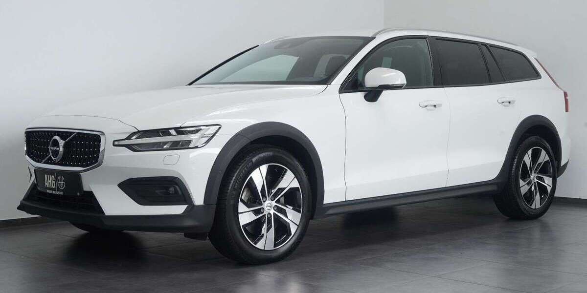Volvo V60 Cross Country 63.233 km 32.950 &euro; Wiesbaden 65205
