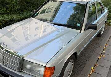 Mercedes-Benz 190 108.000 km 8.900 &euro; Wiesbaden 65205