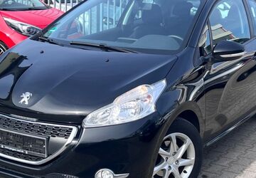 Peugeot 208 93.000 km 3.500 &euro; Kelkheim 65779