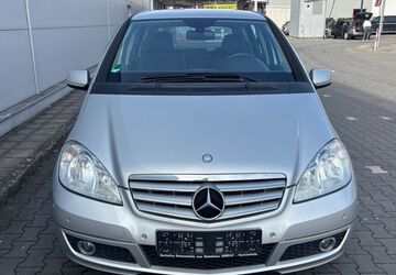 Mercedes-Benz A 160 154.600 km 2.799 &euro; Wiesbaden 65201