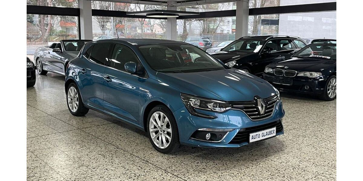 Renault Megane 117.456 km 9.450 &euro; Rüsselsheim 65428