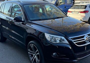 VW Tiguan 188.000 km 5.500 &euro; Wiesbaden 65203