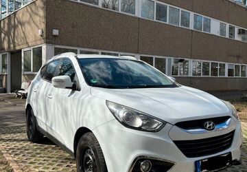 Hyundai ix35 170.000 km 7.400 &euro; Wiesbaden 65203