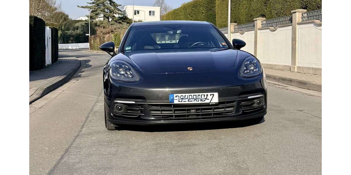 Porsche Panamera 127.900 km 54.800 &euro; Wiesbaden 65191