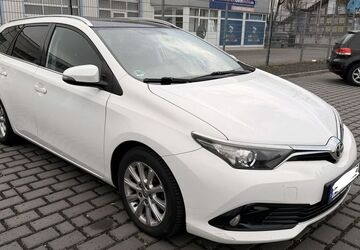 Toyota Auris 139.000 km 8.999 &euro; Mainz 55129