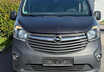 Opel Vivaro 223.000 km 8.599 &euro; Kelkheim 65779