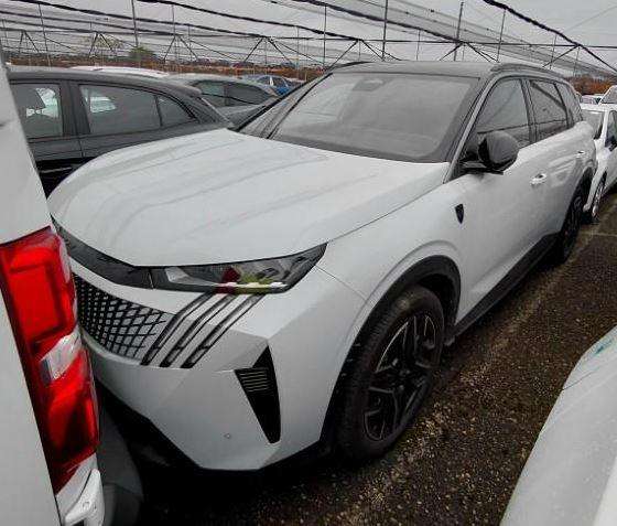 Peugeot 5008 16.367 km 31.980 &euro; Rüsselsheim 65428