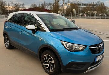 Opel Crossland (X) 97.449 km 9.950 &euro; Wiesbaden 65189