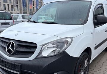 Mercedes-Benz Citan 109.000 km 7.990 &euro; Kelkheim 65779