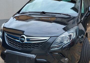 Opel Zafira Tourer 176.396 km 8.699 &euro; Kiedrich 65399