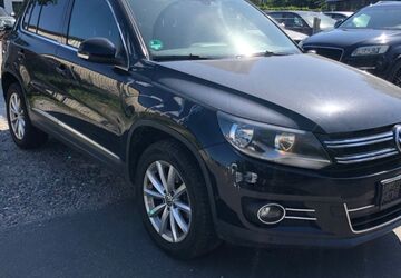 VW Tiguan 183.500 km 13.380 &euro; Mainz-Kastel 55252