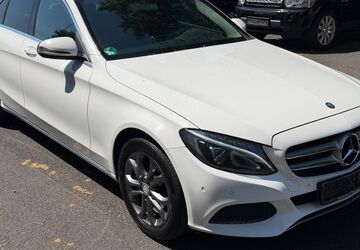 Mercedes-Benz C 180 247.000 km 12.900 &euro; Wiesbaden 65203