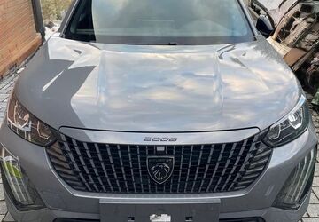 Peugeot 2008 2.300 km 21.000 &euro; Taunusstein 65232