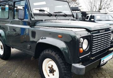 Land Rover Defender 142.000 km 30.900 &euro; Mainz-Kostheim 55246