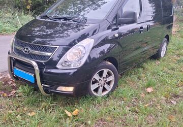 Hyundai H-1 Starex 226.711 km 13.000 &euro; Mainz 55122