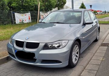 BMW 318 153.500 km 4.200 &euro; Mainz-Kostheim 55246