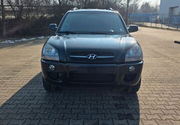 Hyundai TUCSON 168.000 km 2.400 &euro; Hattersheim 65795
