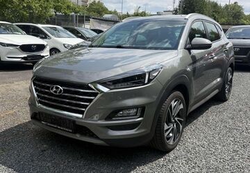 Hyundai TUCSON 116.000 km 17.599 &euro; Wiesbaden 65197