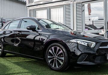 Mercedes-Benz A 180 93.400 km 20.499 &euro; Rüsselsheim 65428