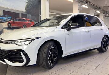 VW Golf 13.450 km 35.480 &euro; Idstein 65510