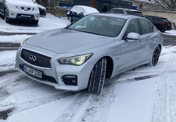 INFINITI Q50 176.500 km 15.000 &euro; Wiesbaden 65197