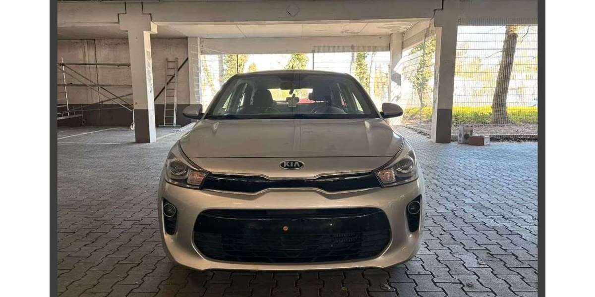 Kia Rio 95.825 km 10.490 &euro; Mainz 55128