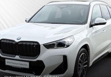 BMW iX1 30.126 km 40.990 &euro; Mainz 55129